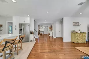 300 Graphic Blvd, New Milford, NJ 07646 - Photo 18