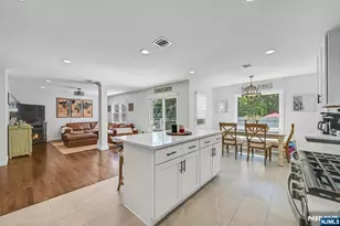 300 Graphic Blvd, New Milford, NJ 07646 - Photo 14