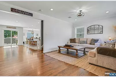 300 Graphic Boulevard, New Milford, NJ 07646 - Photo 8