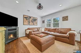 300 Graphic Blvd, New Milford, NJ 07646 - Photo 16