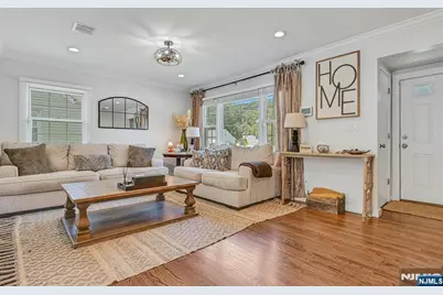 300 Graphic Boulevard, New Milford, NJ 07646 - Photo 4