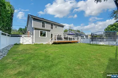 300 Graphic Boulevard, New Milford, NJ 07646 - Photo 38