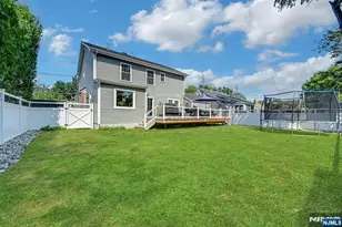 300 Graphic Blvd, New Milford, NJ 07646 - Photo 38