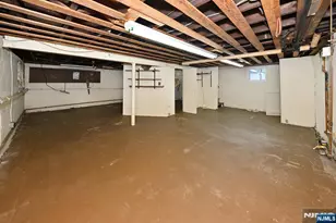 856 Ester Ave, Teaneck Township, NJ 07666 - Photo 18