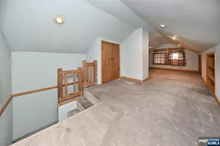 856 Ester Ave, Teaneck Township, NJ 07666 - Photo 16