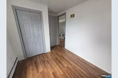 255 Jackson Avenue, Hackensack, NJ 07601 - Photo 14