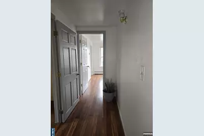 255 Jackson Avenue, Hackensack, NJ 07601 - Photo 8