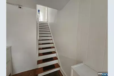 255 Jackson Avenue, Hackensack, NJ 07601 - Photo 2