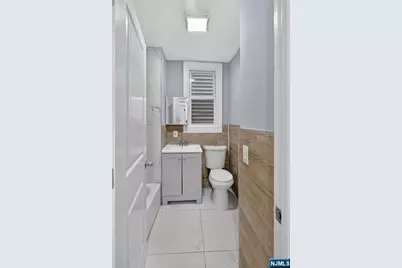 529 Clinton Street, East Orange, NJ 07018 - Photo 20