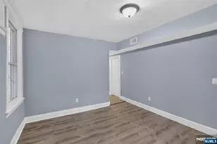 529 Clinton St, East Orange, NJ 07018 - Photo 12