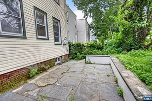 529 Clinton St, East Orange, NJ 07018 - Photo 34