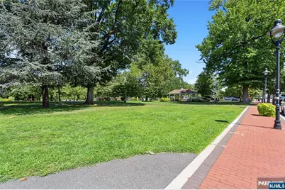1677 Springfield Avenue 2 #2, Maplewood, NJ 07040 - Photo 20