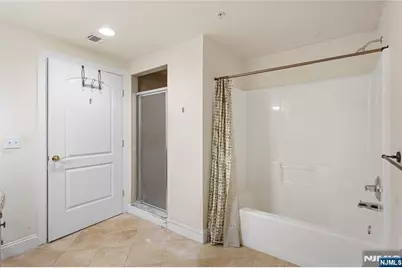 1677 Springfield Avenue 2 #2, Maplewood, NJ 07040 - Photo 16