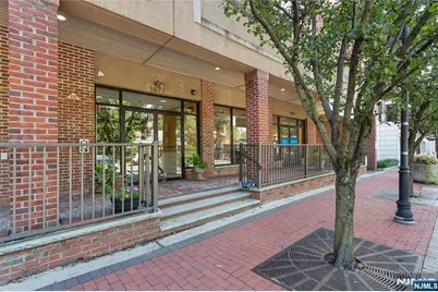 1677 Springfield Avenue 2 #2, Maplewood, NJ 07040 - Photo 2
