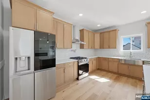 588 Maple Ave, Saddle Brook Township, NJ 07663 - Photo 8