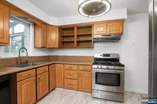 316 Grove St, New Milford, NJ 07646 - Photo 14