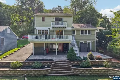 89 Minnehaha Boulevard, Oakland, NJ 07436 - Photo 32
