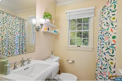89 Minnehaha Boulevard, Oakland, NJ 07436 - Photo 16