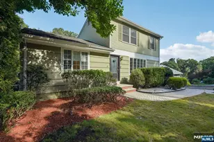 89 Minnehaha Blvd, Oakland, NJ 07436 - Photo 4