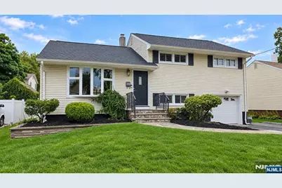 11 Eldorado Court, Rochelle Park Township, NJ 07662 - Photo 1