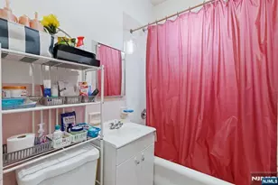 68 Halstead St, Newark, NJ 07106 - Photo 16