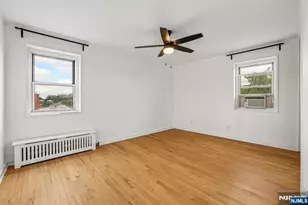 2215 Central 5D, Fort Lee, NJ 07024 - Photo 10
