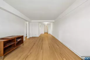 2215 Central 5D, Fort Lee, NJ 07024 - Photo 6