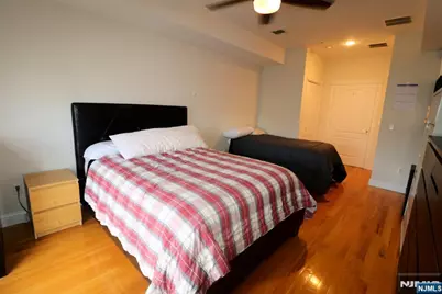 411-419 Chestnut 3C #3C, Newark, NJ 07105 - Photo 18