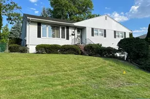 36 Poplar Ave, Oradell, NJ 07649 - Photo 2