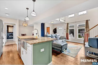 376 Riverside Avenue, Rutherford, NJ 07070 - Photo 12