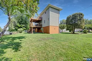376 Riverside Ave, Rutherford, NJ 07070 - Photo 44