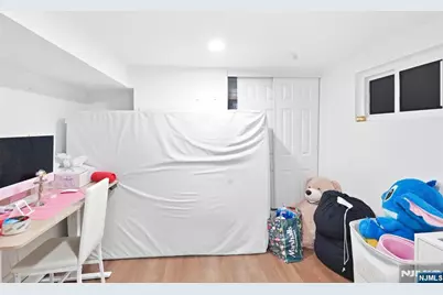 168 Garden Avenue, Belleville, NJ 07109 - Photo 18
