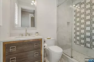 555 Miller Ct, Wyckoff Township, NJ 07481 - Photo 22