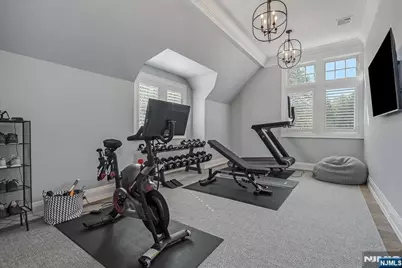 555 Miller Court, Wyckoff Township, NJ 07481 - Photo 36