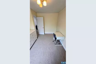 31 Hedden Terrace 2nd Floor #2nd floor, North Arlington, NJ 07031 - Photo 16