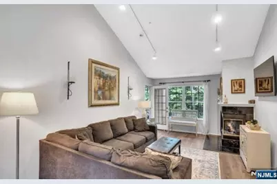 1198 Richmond Road, Mahwah, NJ 07430 - Photo 6