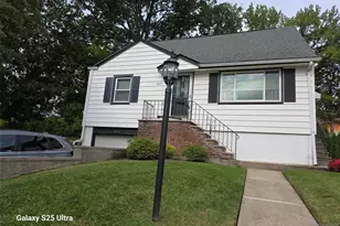569 Center Ave, River Edge, NJ 07661 - Photo 1