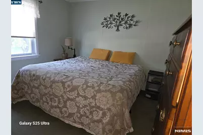 569 Center Avenue, River Edge, NJ 07661 - Photo 10