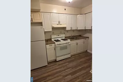 479 Broad Avenue, Palisades Park, NJ 07650 - Photo 2