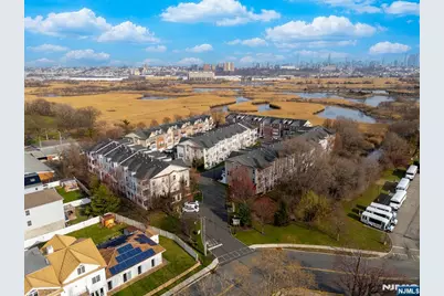 5 Creekside Court, Secaucus, NJ 07094 - Photo 34