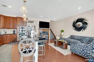 5 Creekside Ct, Secaucus, NJ 07094 - Photo 14