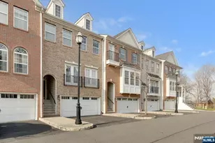 5 Creekside Ct, Secaucus, NJ 07094 - Photo 2