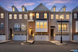 5 Creekside Ct, Secaucus, NJ 07094 - Photo 1