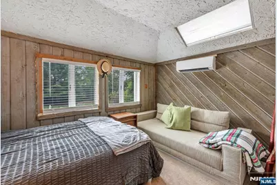 41 E Crescent Avenue, Mahwah, NJ 07430 - Photo 16