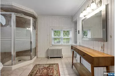 41 E Crescent Avenue, Mahwah, NJ 07430 - Photo 20