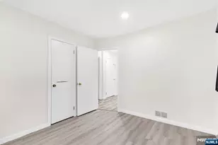 349 N Ridgewood Blvd, Washington Township, NJ 07676 - Photo 20