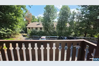 201 Mark Twain Way, Mahwah, NJ 07430 - Photo 10