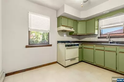 204 Terhune Avenue F #F, Lodi, NJ 07644 - Photo 6