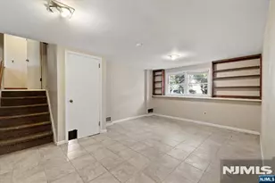 546 Lynn St, Ridgewood, NJ 07450 - Photo 20