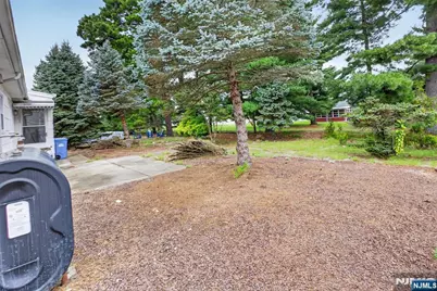 124 Northumberland Drive, Toms River, NJ 08757 - Photo 36